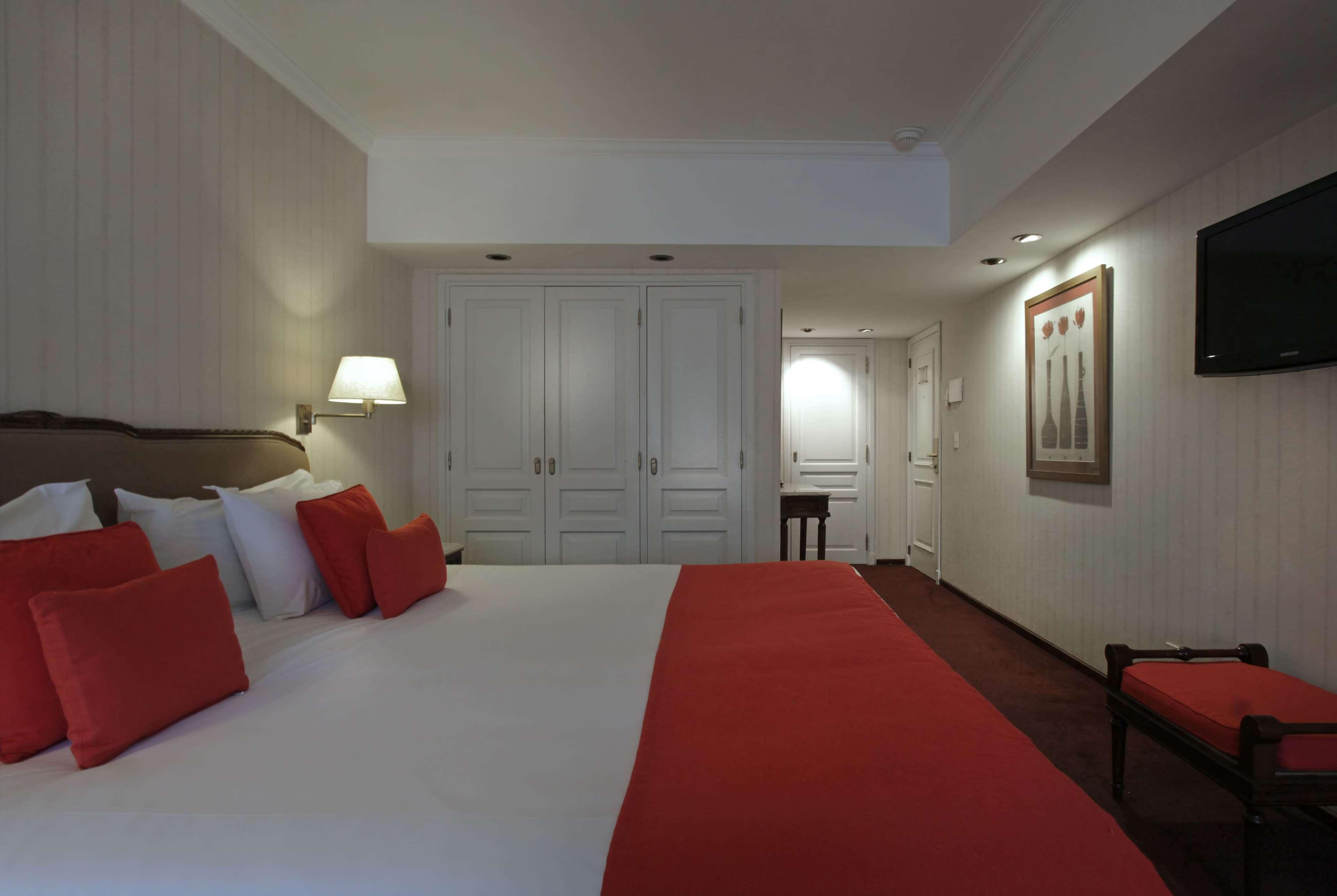 Ramada By Wyndham Buenos Aires Centro Bed and Breakfast Eksteriør billede